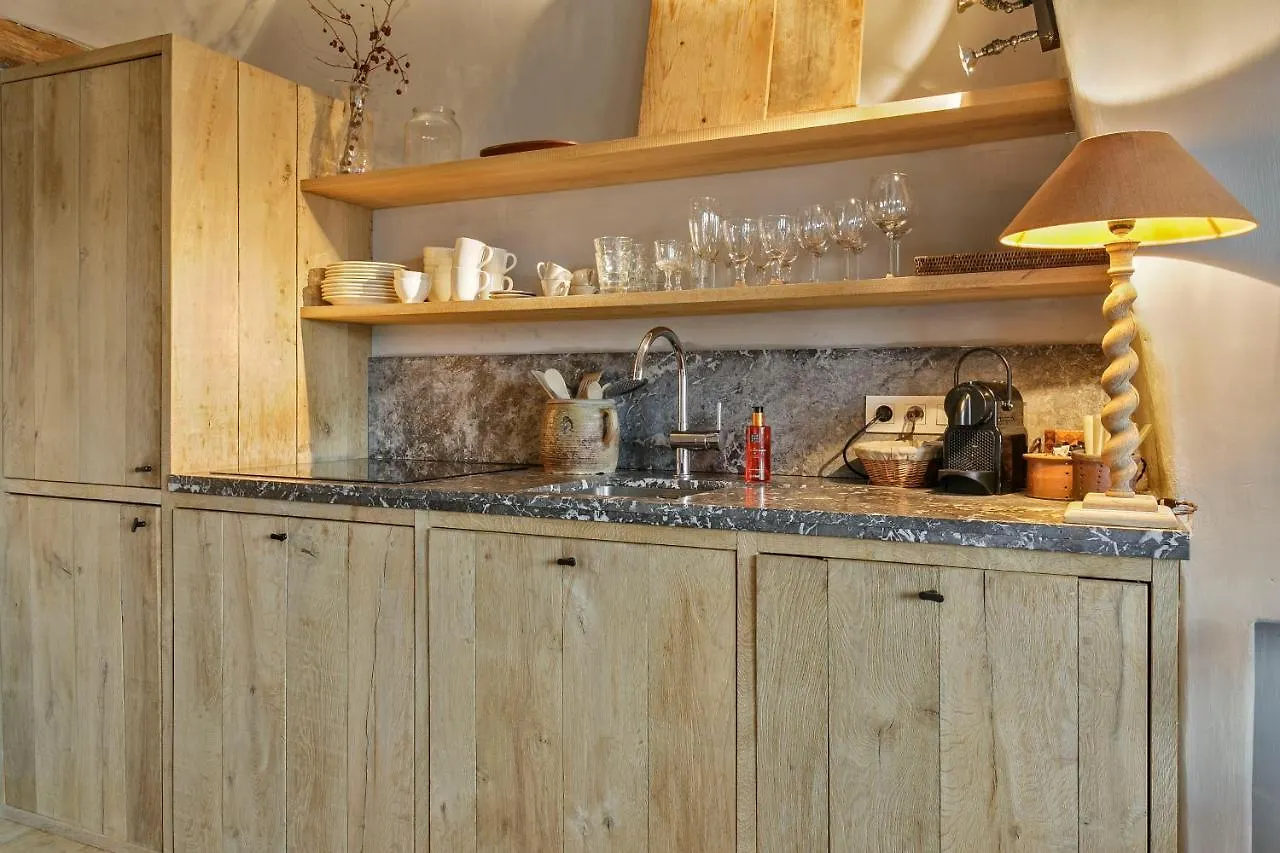 Katelijne - High-end getaway in heart of medieval Brugge 0*,  België